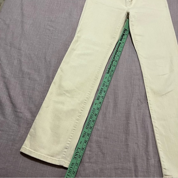 Lauren Ralph Lauren Cream Straight Leg Jeans Size 4 Petite Classic old money - Picture 3 of 8